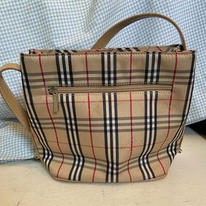 Vintage Burberry shoulder bag